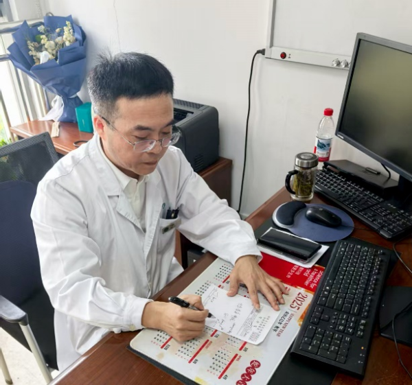 惠红网 填补国内CD19靶向治疗空白，坦昔妥单抗全国首批处方落地